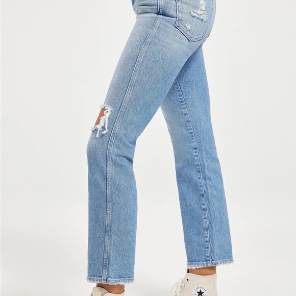 Good American Straight Leg Jeans - Picture 2 of 4